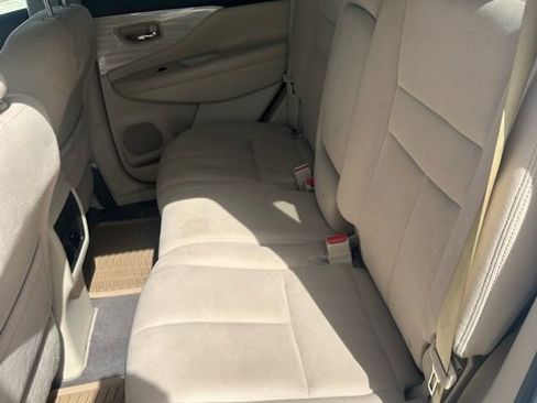 Used 2017 Nissan Murano SV w/ Premium Package image 10