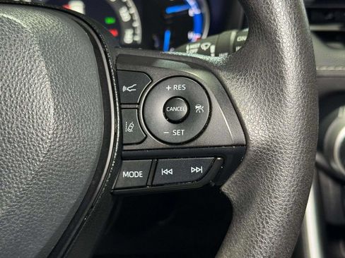 Used 2024 Toyota RAV4 XLE w/ Convenience Package AWD/4WD image 10