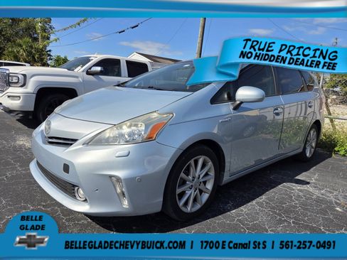 Used 2013 Toyota Prius V Five FWD image 1