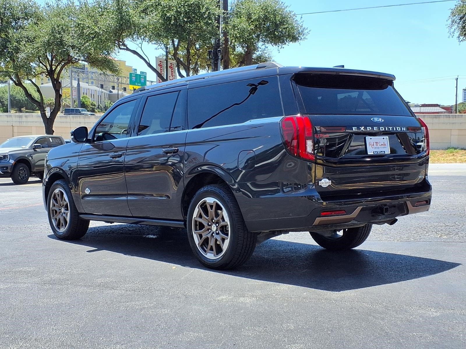 Used 2025 Ford Expedition Max King Ranch AWD/4WD image 9