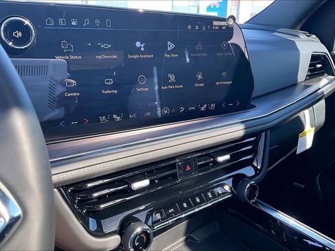New 2026 Chevrolet Tahoe Premier AWD/4WD image 18
