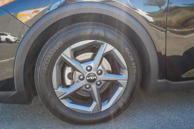 Certified 2025 Kia K4 FWD image 7