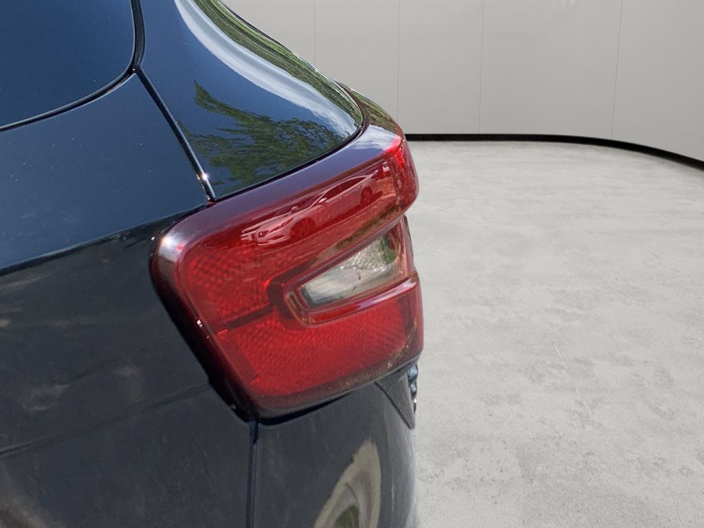 Used 2024 Chevrolet Trax ACTIV w/ Sunroof Package FWD image 44