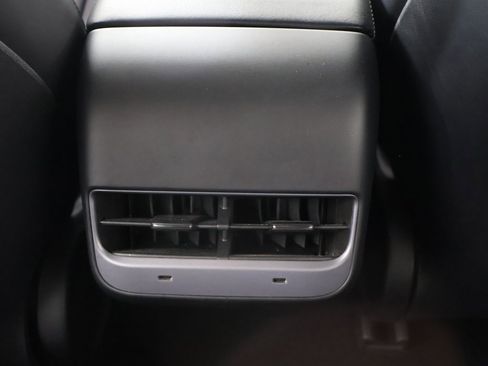 Used 2023 Tesla Model 3 Standard Range image 51