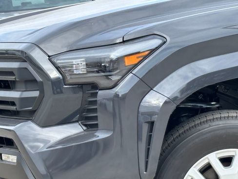 New 2025 Toyota Tacoma SR5 image 7