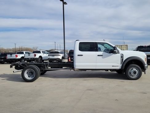 New 2026 Ford F550 XLT image 2
