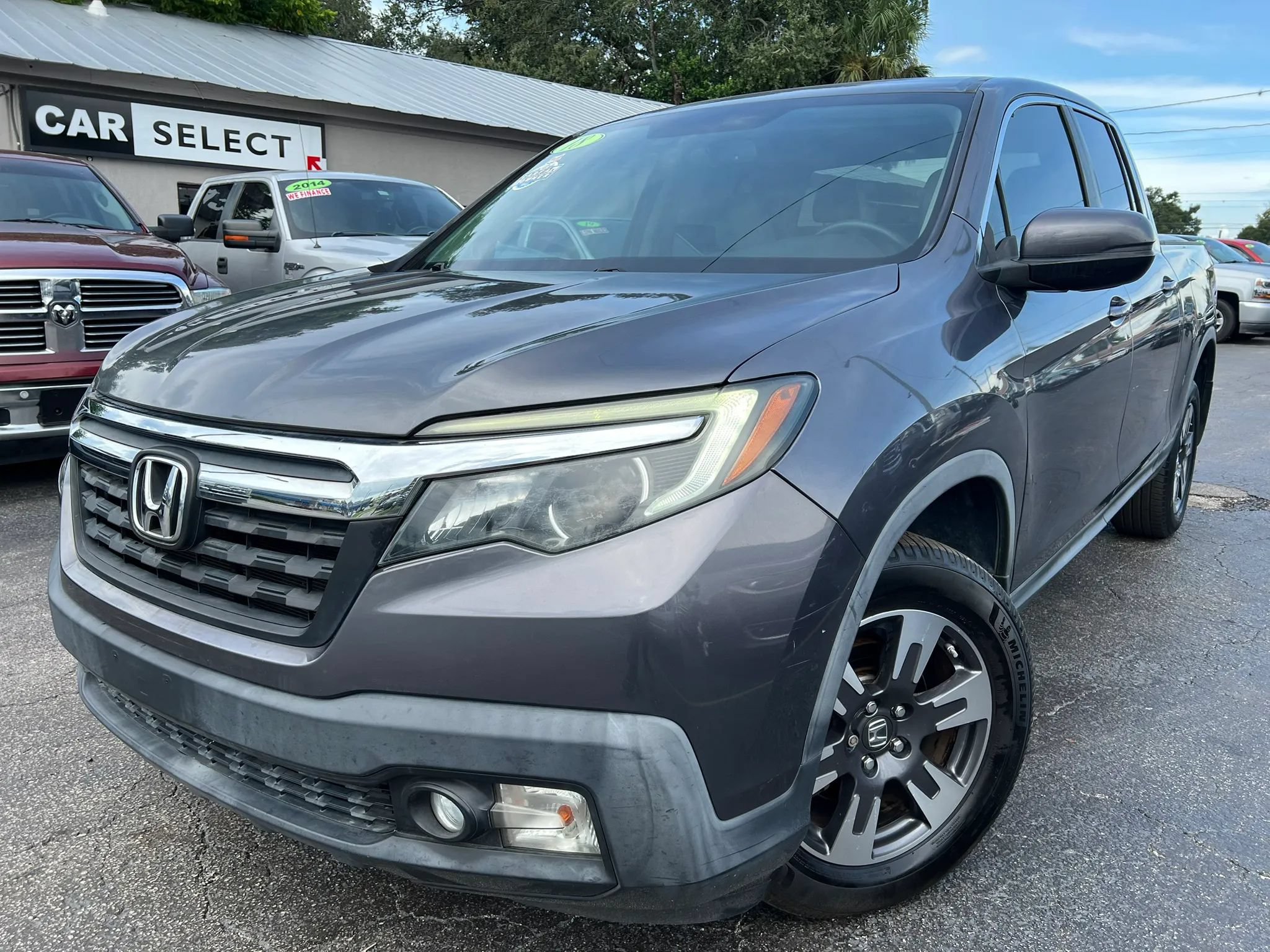 Used 2018 Honda Ridgeline RTL-T image 1