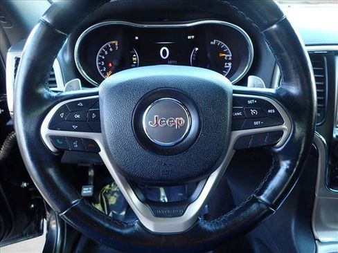 Used 2016 Jeep Grand Cherokee Laredo 75th Anniversary AWD/4WD image 13