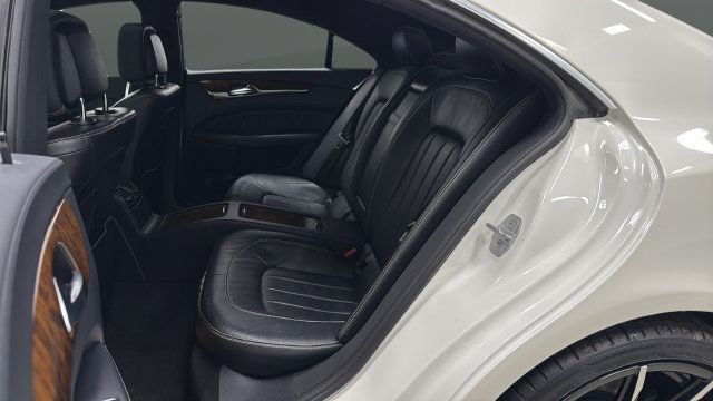 Used 2012 Mercedes-Benz CLS 550 4MATIC image 23