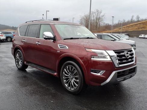 Used 2022 Nissan Armada Platinum w/ Captain's Chairs Package image 9