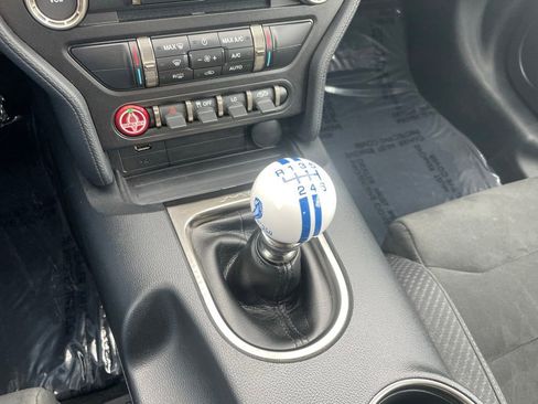 Used 2018 Ford Mustang Shelby GT350 w/ Electronics Package RWD image 16