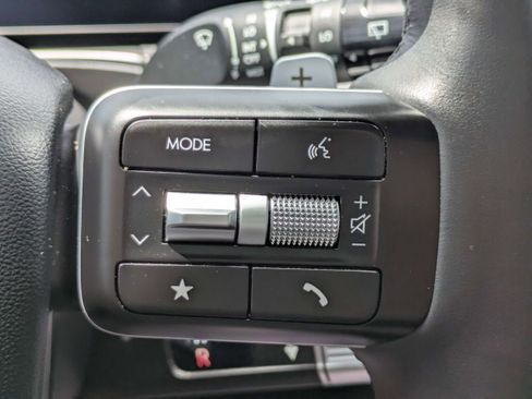 Used 2024 Hyundai Santa Fe SE FWD image 23