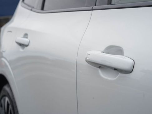 New 2026 Volvo XC60 B5 Ultra w/ Protection Package Premier image 17