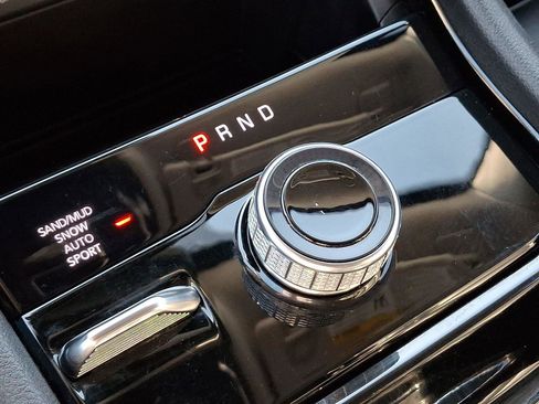 Certified 2023 Jeep Grand Cherokee Limited image 15