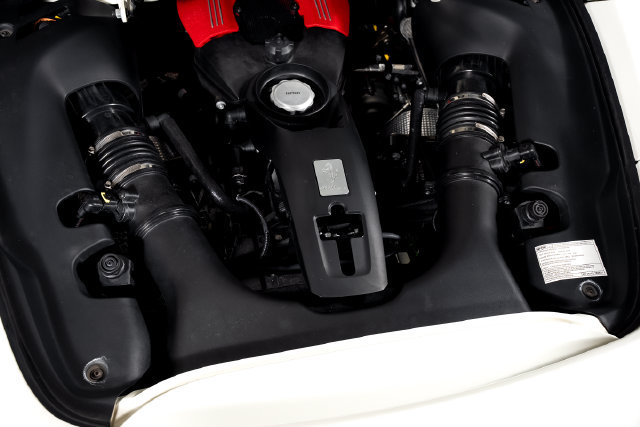 Certified 2018 Ferrari 488 Spider RWD image 11