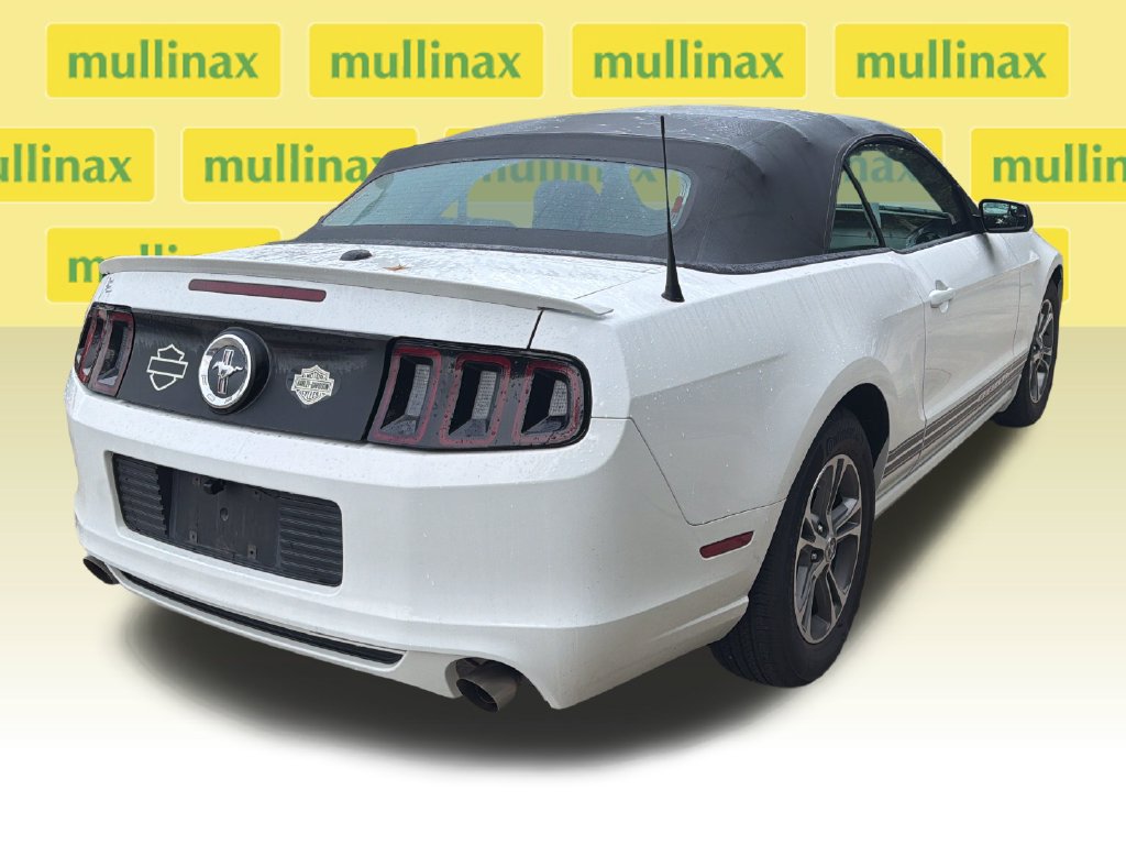 Used 2014 Ford Mustang Premium w/ Comfort Package RWD image 4