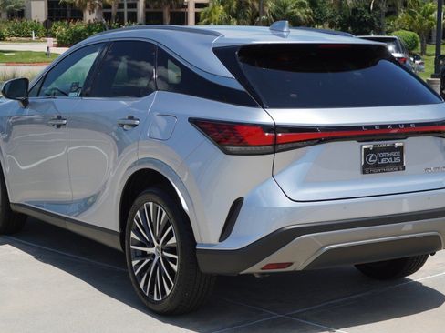 Certified 2025 Lexus RX 350 Premium Plus w/ Accessory Package (Z1) FWD image 8
