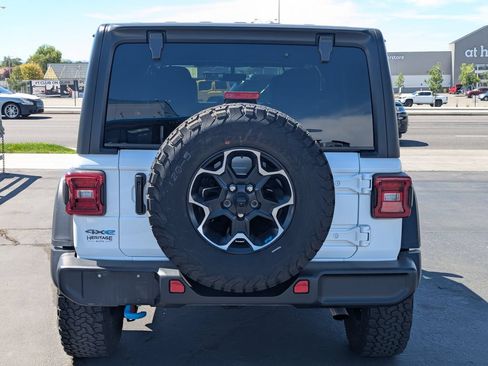 Used 2023 Jeep Wrangler Unlimited Rubicon 4xe w/ Cold Weather Group AWD/4WD image 5
