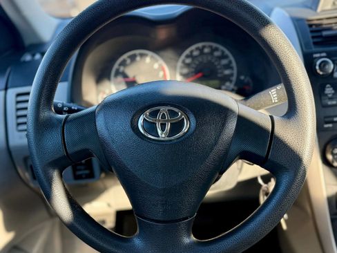 Used 2013 Toyota Corolla LE Special Edition image 16