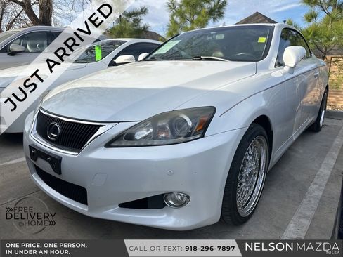 Used 2011 Lexus IS 250C image 1