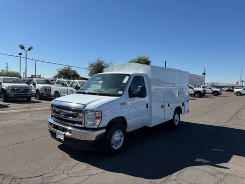 New 2026 Ford E-350 and Econoline 350 Super Duty w/ Power Equipment Group image 5