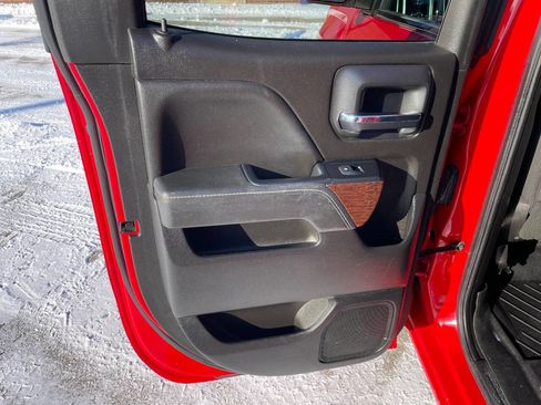 Used 2019 GMC Sierra 1500 SLE w/ SLE Value Package image 21