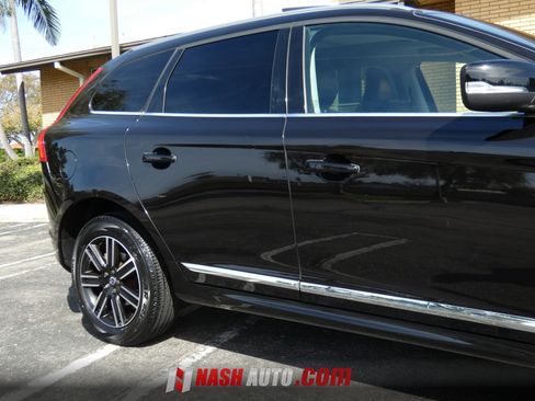 Used 2017 Volvo XC60 T5 Dynamic w/ Preferred Option Package FWD image 7