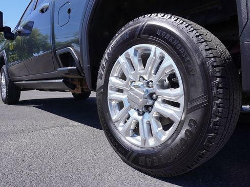 Certified 2022 GMC Sierra 2500 Denali image 6