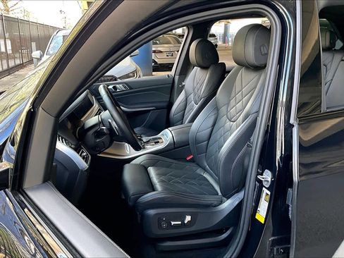 Used 2023 BMW X5 sDrive40i w/ M Sport Package image 7
