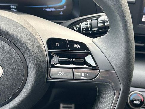 New 2026 Hyundai Elantra SEL Sport FWD image 9