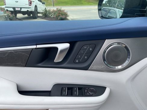 New 2026 Buick Enclave Avenir w/ LPO, Floor Liner Package image 11