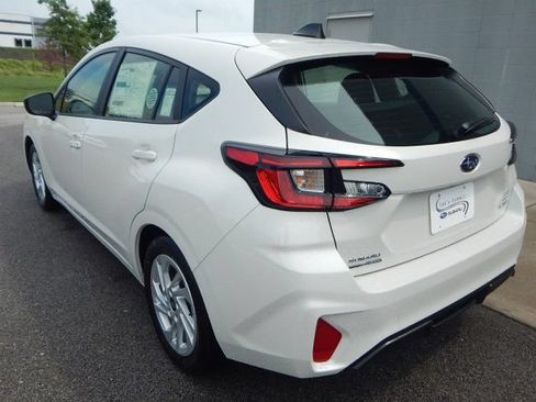 Used 2025 Subaru Impreza 2.0i AWD/4WD image 2