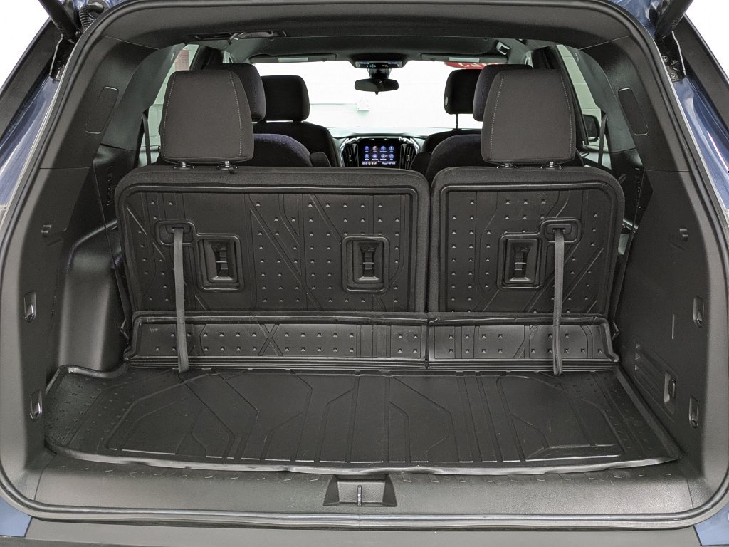 Used 2023 Chevrolet Traverse LT w/ LPO, Floor Liner Package AWD/4WD image 14