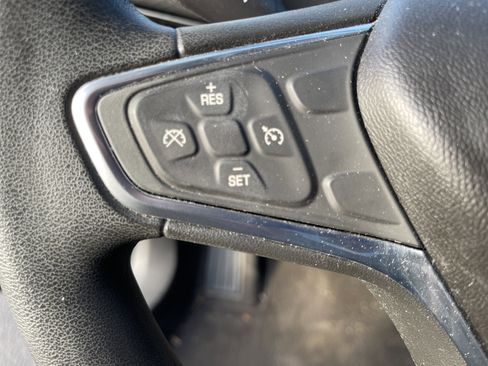 Used 2018 Chevrolet Malibu LS image 19