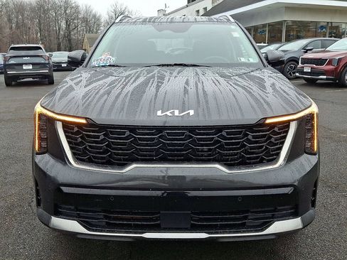 Used 2025 Kia Sorento EX w/ EX Panoramic Sunroof Package image 3