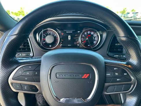 Used 2022 Dodge Challenger R/T w/ Performance Handling Group RWD image 21