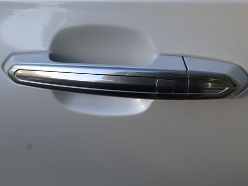 Used 2025 Cadillac CT4 Premium Luxury RWD image 17