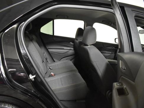 Used 2023 Chevrolet Equinox LT FWD image 33