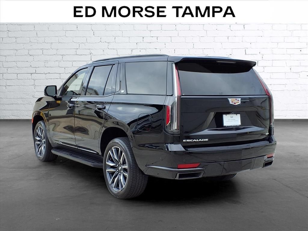 Used 2024 Cadillac Escalade Sport AWD/4WD image 3