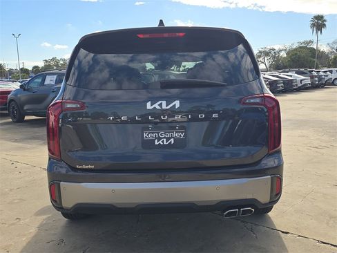 New 2025 Kia Telluride S image 7