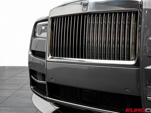 Used 2022 Rolls-Royce Cullinan image 13