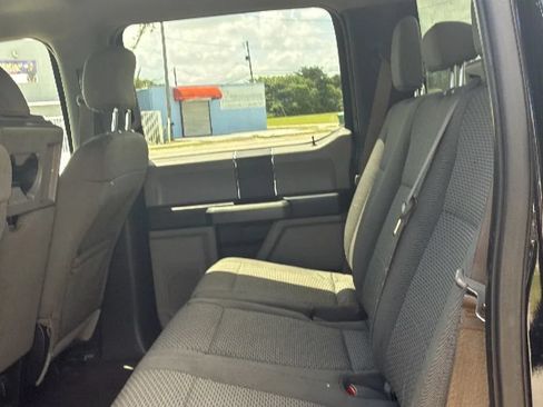 Used 2016 Ford F150 XLT RWD image 7
