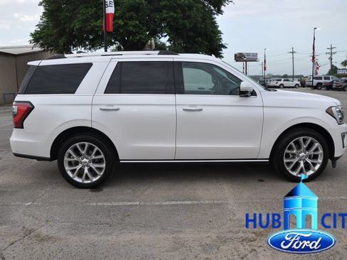 Used 2019 Ford Expedition Limited w/ Equipment Group 302A RWD image 6