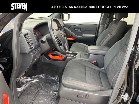 Used 2022 Nissan Frontier PRO-4X image 11