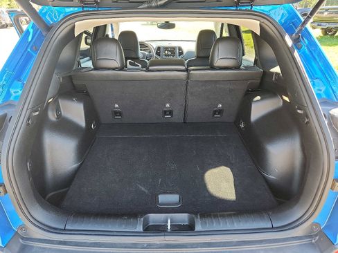 Certified 2023 Jeep Cherokee Altitude Lux image 27