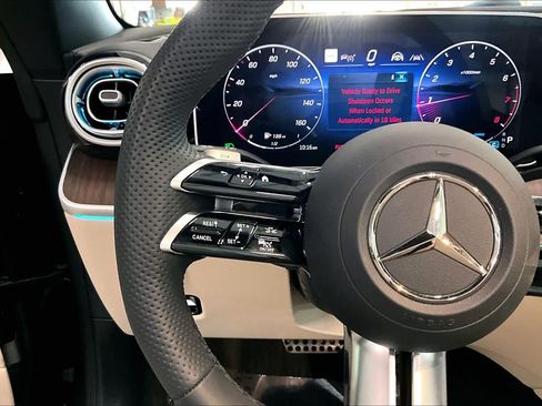 Used 2026 Mercedes-Benz CLE 300 4MATIC Cabriolet image 23