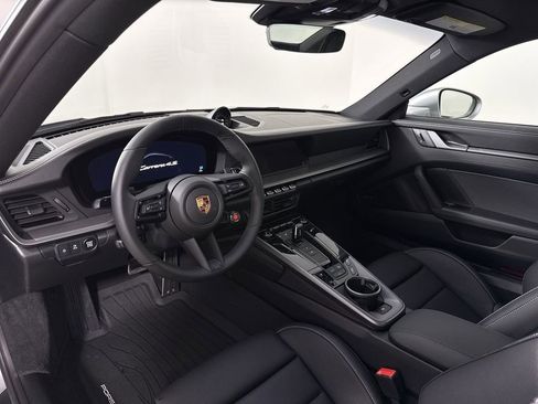 New 2026 Porsche 911 Carrera 4S image 4