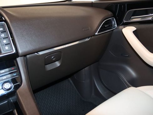 Used 2018 Jaguar F-PACE Prestige AWD/4WD image 49