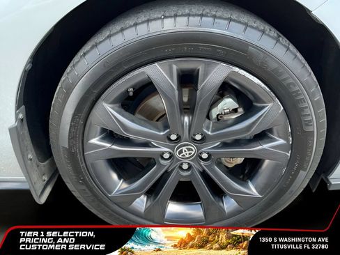 Used 2025 Toyota Sienna XSE w/ XSE Plus Package FWD image 44