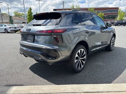 New 2026 Audi Q3 quattro 2.0T AWD/4WD image 5